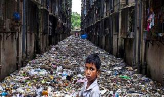 贫民窟的百万富翁主题曲