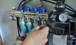 暖气不热怎么放水排气