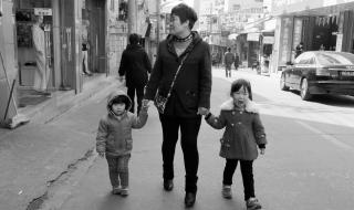 6个外甥给5岁舅舅拜年