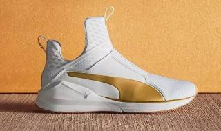 shutup什么意思中文